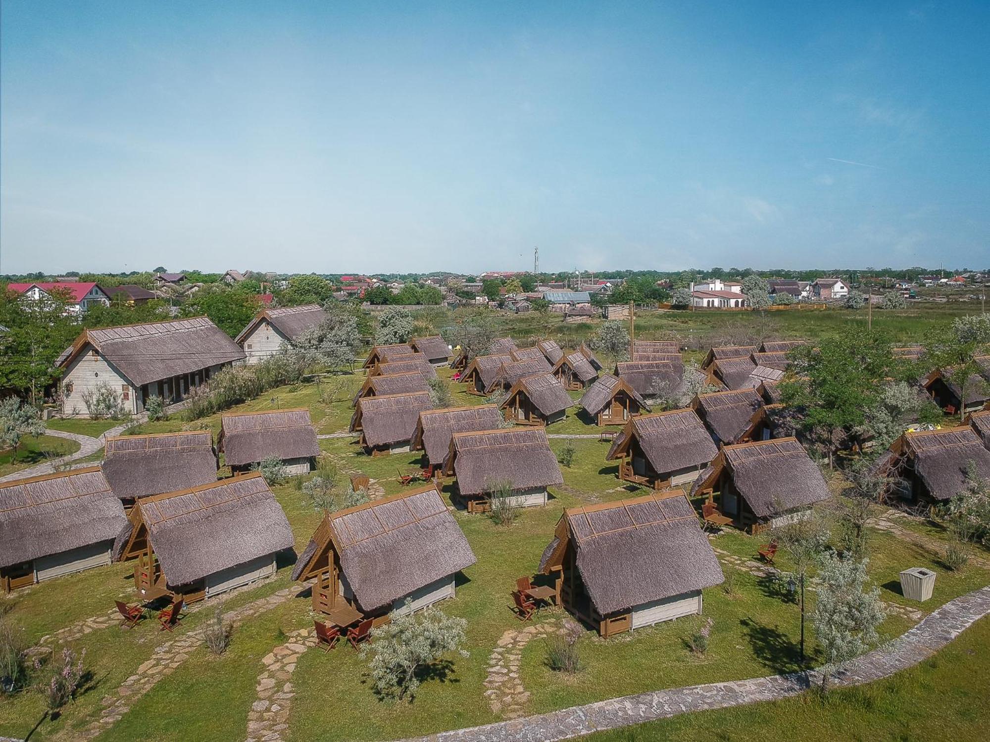 Dolphin Camping Sfântu Gheorghe Exterior photo