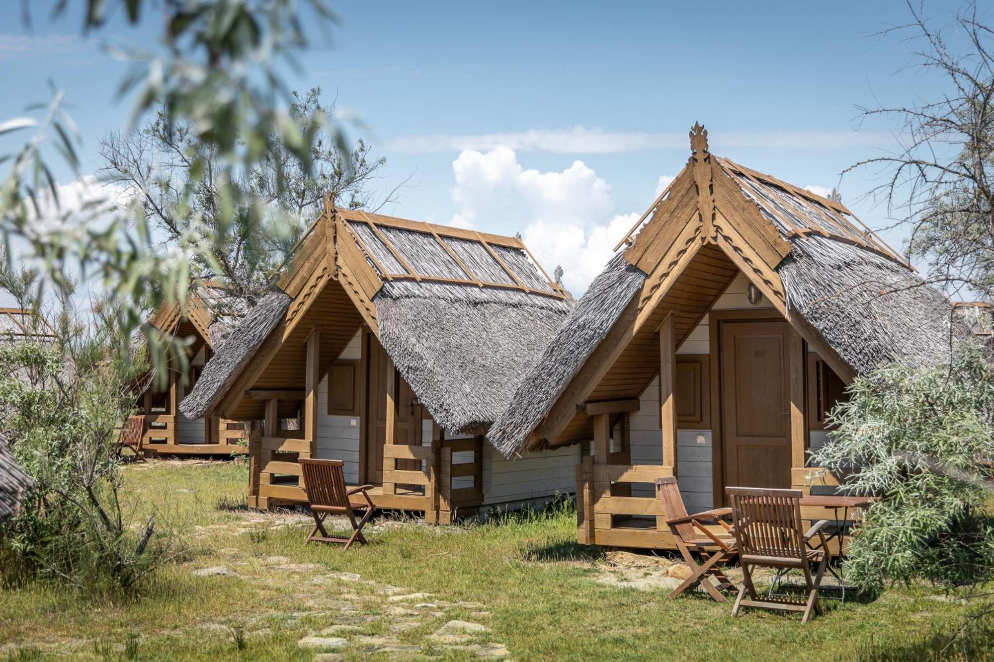 Dolphin Camping Sfântu Gheorghe Exterior photo
